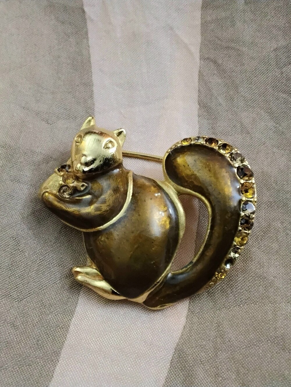 Vintage Liz Claiborne Squirrel Brooch/pin